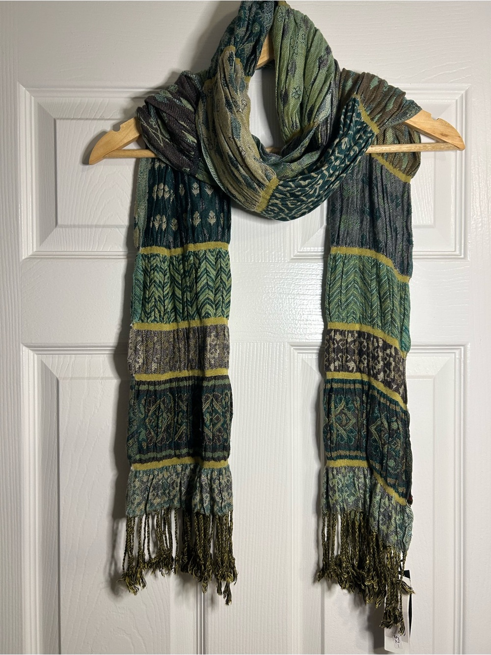Green Patterned Fringe Scarf - Unbranded
